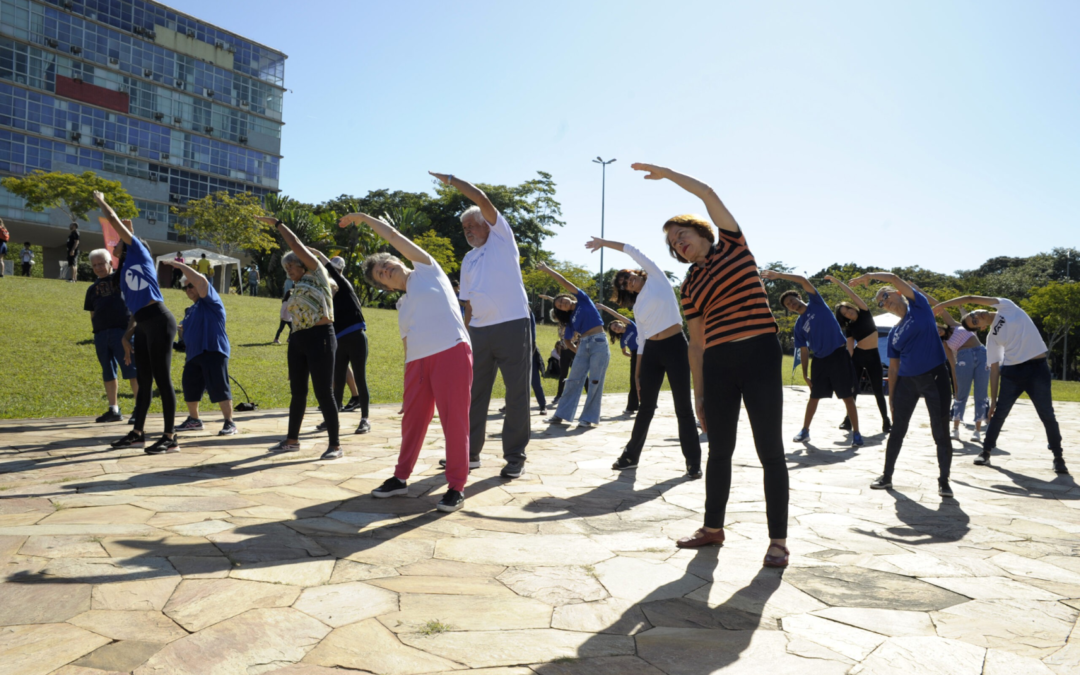 Corpo em movimento, mente em paz: o esporte como ferramenta para alcançar o equilíbrio na vida universitária